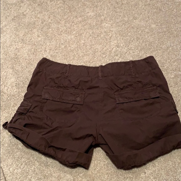 Tommy Hilfinger brown shorts size 14 - Picture 3 of 3